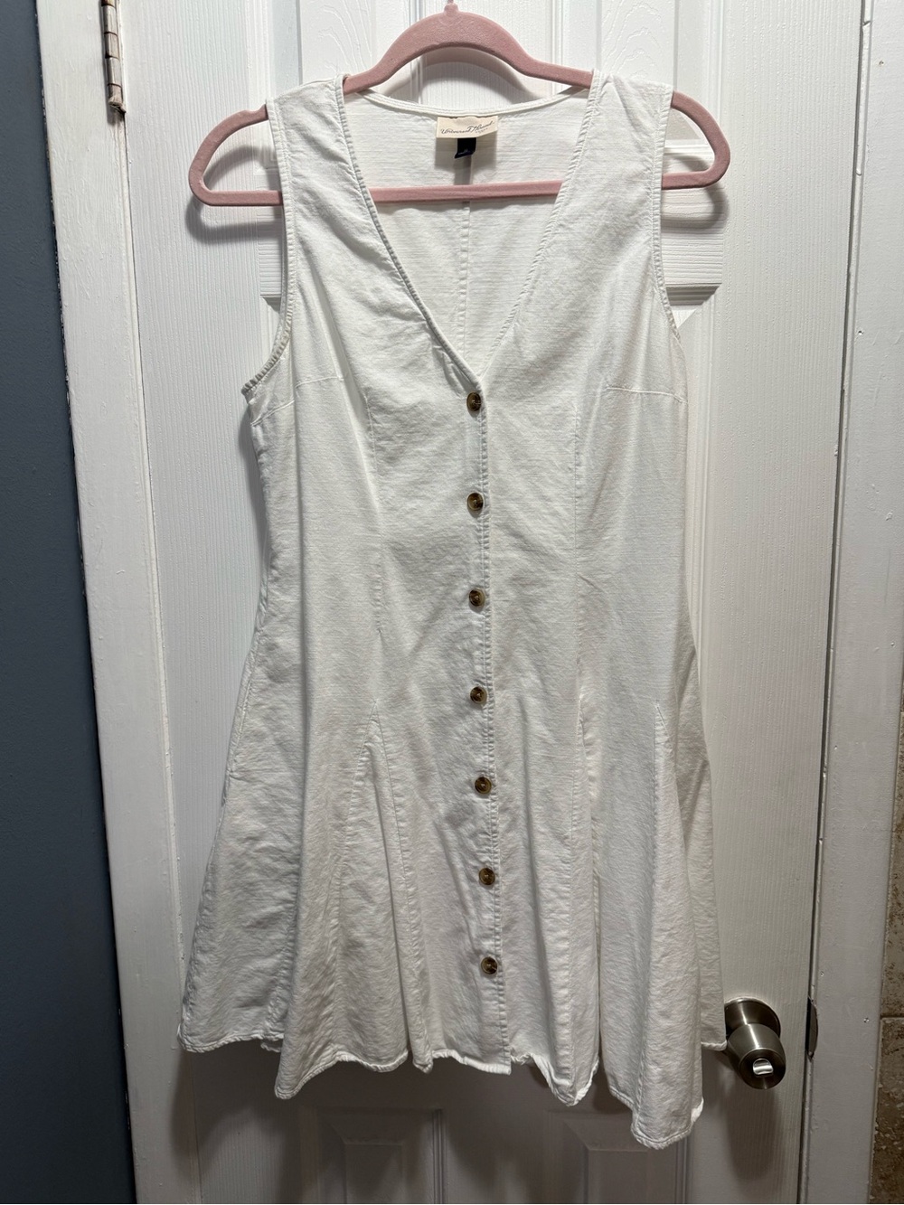Universal Thread White Sleeveless Button-Front Mini Dress